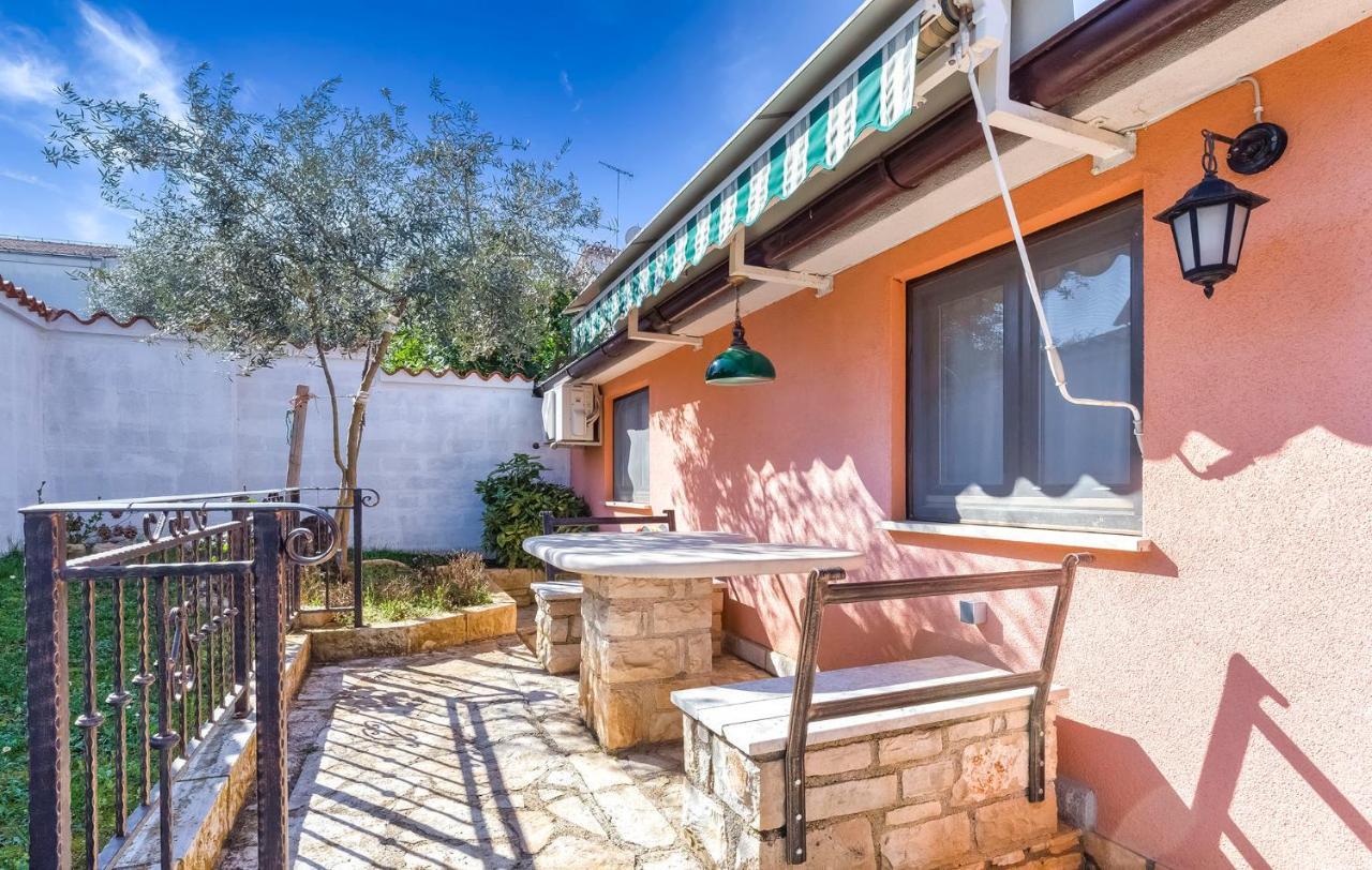 Oasi Apartamento Poreč Exterior foto