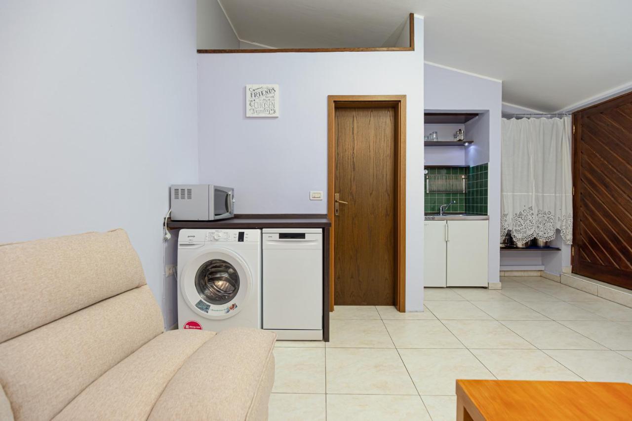 Oasi Apartamento Poreč Exterior foto