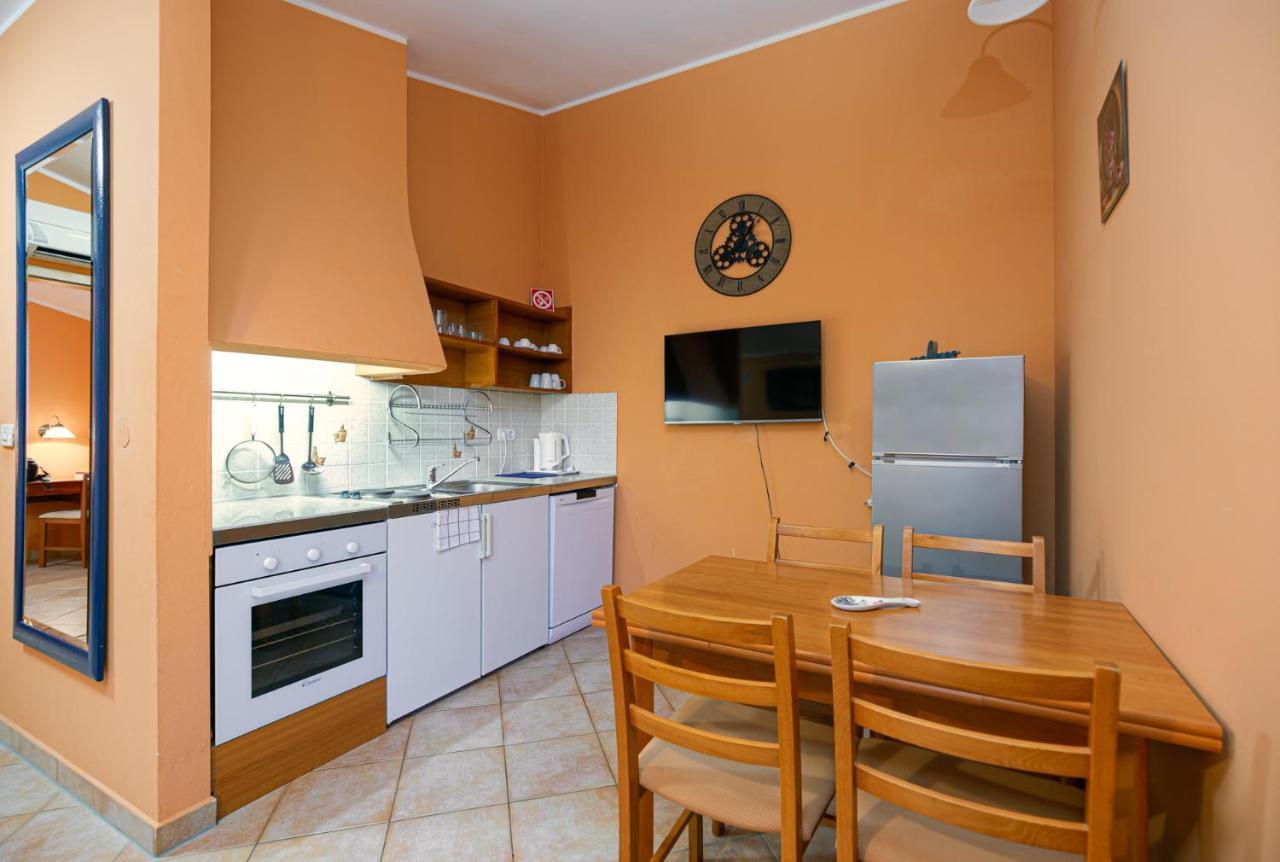 Oasi Apartamento Poreč Exterior foto