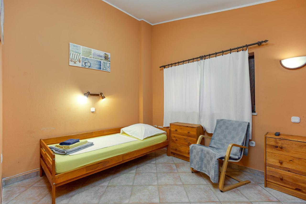 Oasi Apartamento Poreč Exterior foto